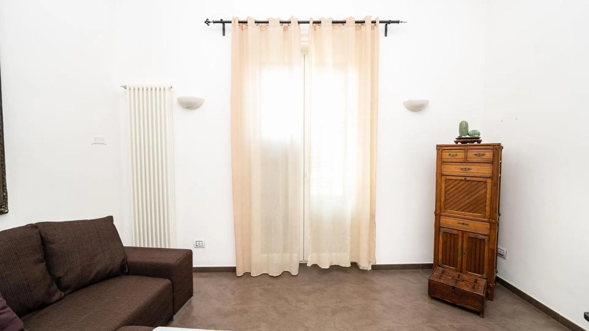 Maison D'Art Orleans Palermo Italien